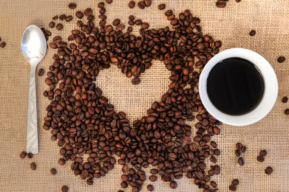 According to Stevens et al, coffee consumption may be associated with decreased risk of heart failure and stroke. Image credit: Benedikt Geyer.