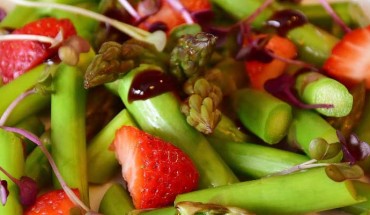 One diet doesn’t fit all, and what works for some may not be best for others. Image credit: Rita E.