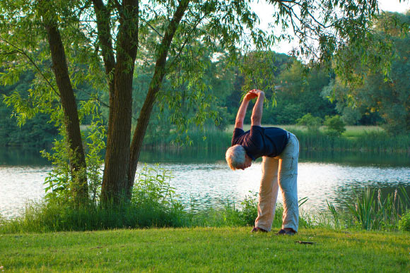 Aerobic exercise may mildly delay, improve Alzheimer’s symptoms. Image credit: Christian Northe.