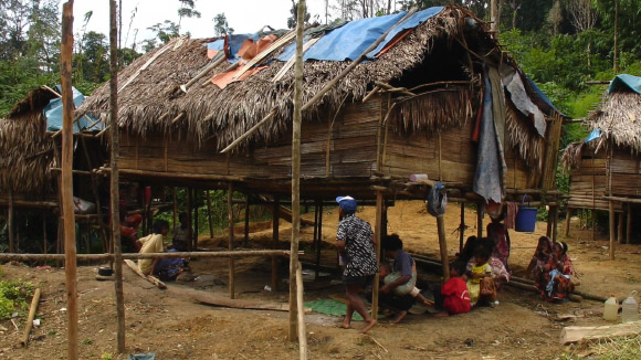 Jedek is spoken by about 280 individuals in northern Peninsular Malaysia. Image credit: Lund University.