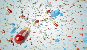 The study’s primary finding is that chronic oral supplementation with 1,000 mg per day of NR is a well-tolerated and effective strategy for stimulating NAD+ metabolism in healthy middle-aged and older humans. Image credit: Arek Socha.