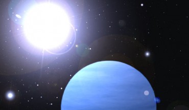 WASP-96b periodically transits WASP-96 (also known as 2MASS J00041112-4721382), a Sun-like star 980 light years away in the southern constellation Phoenix. Image credit: © Sci-News.com.