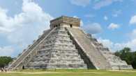 El Castillo (pyramid of Kukulcán) in the ancient Maya city of Chichen Itza. Image credit: Daniel Schwen / CC BY-SA 4.0.