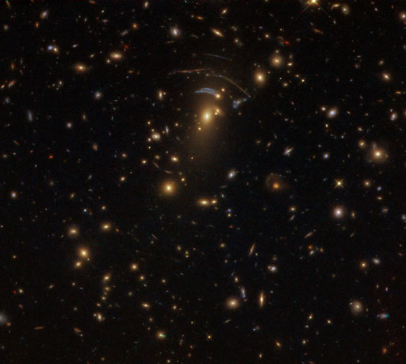 This image, taken by Hubble’s Wide Field Camera 3 (WFC3), shows the massive galaxy cluster SDSS J1138+2754. Image credit: NASA / ESA / Hubble / Judy Schmidt, www.geckzilla.com.