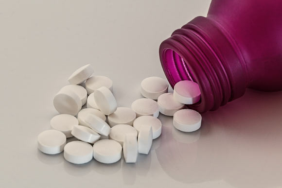 Aspirin is a well-established therapy for the secondary prevention of cardiovascular events. However, its role in the primary prevention of cardiovascular disease is unclear, especially in older persons, who have an increased risk. Image credit: Steve Buissinne.