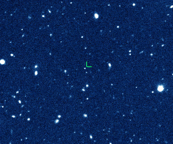 This image of 2015 TG387 was taken by the Subaru Telescope on October 13, 2015. Image credit: Dave Tholen / Chad Trujillo / Scott Sheppard.
