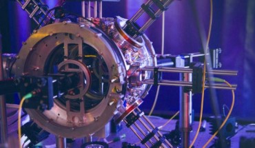 Atomic chamber in which tractor beams were created. Image credit: Institute for Photonics and Advanced Sensing.