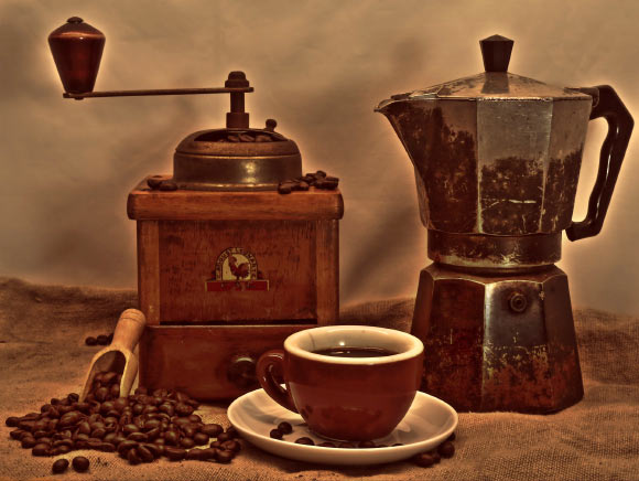 Ong et al investigated the causal relationship between bitter taste perception and the consumption of coffee, tea and alcohol. Image credit: Tabble.