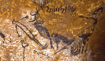 The Lascaux Shaft Scene: a panel with a rhino, a duck/goose and a disemboweled aurochs/bison with a dying man on the main wall. Image credit: © Ministère de la Culture / Centre National de la Préhistoire / Norbert Aujoulat.