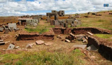 Andesite blocks at Pumpapunku. Image credit: Brattarb / CC BY-SA 3.0.
