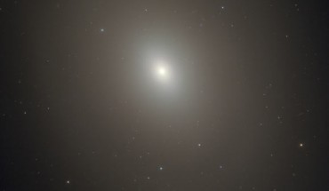 This Hubble image shows Messier 85. The image includes infrared, visible and ultraviolet observations from Hubble’s Wide Field Camera 3 (WFC3). Four filters were used to sample various wavelengths. The color results from assigning different hues to each monochromatic image associated with an individual filter. Image credit: NASA / ESA / Hubble / R. O’Connell.