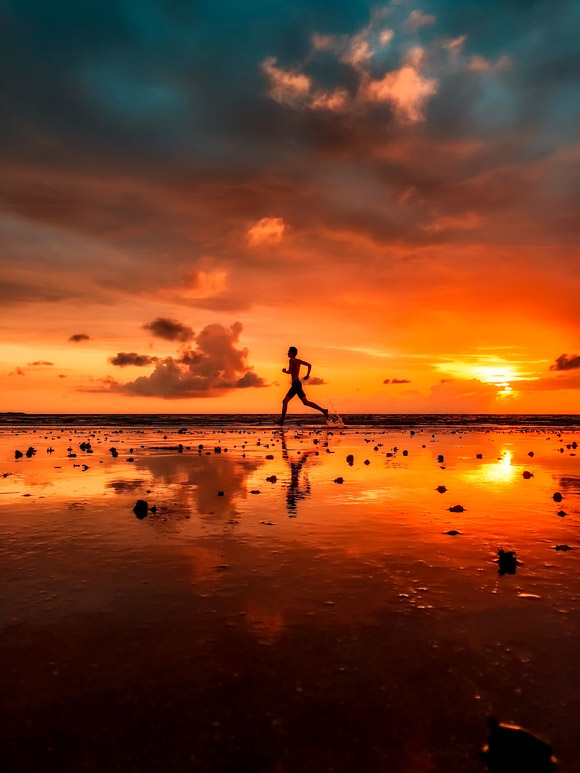 Exercise elicits circadian phase-shifting effects.