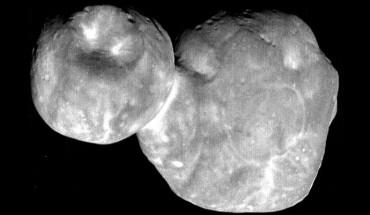 This composite picture combines nine individual images taken with New Horizons’ Long Range Reconnaissance Imager (LORRI), each with an exposure time of 0.025 seconds, just 6 ½ minutes before the spacecraft’s closest approach to Ultima Thule. The image was taken at 12:26 a.m. EST (5:26 a.m. GMT) on January 1, 2019, when the spacecraft was 4,109 miles (6,628 km) from Ultima Thule and 4.1 billion miles (6.6 billion km) from Earth. The angle between the spacecraft, Ultima Thule and the Sun -- known as the ‘phase angle’ - was 33 degrees. Image credit: NASA / Johns Hopkins Applied Physics Laboratory / Southwest Research Institute / National Optical Astronomy Observatory.