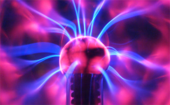 Zaghoo et al transformed liquid metals into plasmas under high-density conditions. Image credit:: Menno van der Krift.