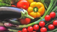 People who follow predominantly plant-based diets with greater adherence may have a lower risk of developing type 2 diabetes than those who follow these diets with lower adherence. Image credit: Julita / Pasja1000.