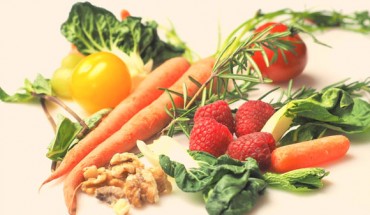 Diets higher in plant foods and lower in animal foods were associated with a lower risk of cardiovascular morbidity and mortality in a general population. Image credit: Deborah Breen Whiting.