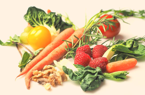 Diets higher in plant foods and lower in animal foods were associated with a lower risk of cardiovascular morbidity and mortality in a general population. Image credit: Deborah Breen Whiting.