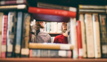 Men are typically described by words that refer to behavior, while adjectives ascribed to women tend to be associated with physical appearance. Image credit: StockSnap.