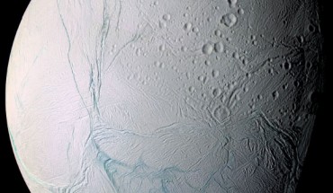 Enceladus’ tiger stripes are known to be spewing ice from the moon’s icy interior into space, creating a cloud of fine ice particles over the moon’s south pole and creating Saturn’s mysterious E-ring. Evidence for this has come from NASA’s Cassini spacecraft that orbited Saturn from 2004 to 2017. Pictured here, a high resolution image of Enceladus is shown from a close flyby. Tiger stripes are visible in false-color blue. Image credit: NASA / ESA / JPL / SSI / Cassini Imaging Team.