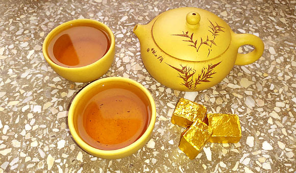 Tea consumption is associated with reduced risks of atherosclerotic cardiovascular disease and all-cause mortality, especially among those consistent habitual tea drinkers. Image credit: Sci-News.com.