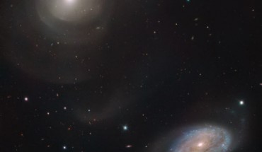 This image, taken by the FOcal Reducer/low dispersion Spectrograph 2 (FORS2) on ESO’s Very Large Telescope, shows the interacting galaxy pair NGC 470-NGC 474. Image credit: ESO.