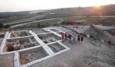 The ruins of the 3,100-year-old Canaanite temple at Tel Lachish, Israel. Image credit: Fourth Expedition to Lachish.