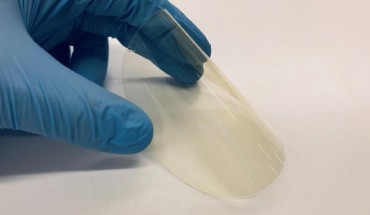 The synthetic bioplastic developed by Kainulainen et al. Image credit: University of Oulu.
