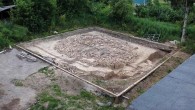The newly-discovered mammoth-bone structure at the site of Kostenki 11; the two visible scales are 5 and 6 m long, respectively. Image credit: A.E. Dudin.
