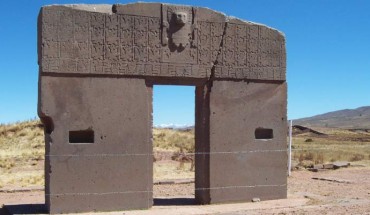 The Gateway of the Sun, Tiwanaku, Bolivia. Image credit: Mhwater.