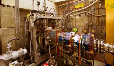 Experimental apparatus used to synthesize pionic helium atoms at the Paul Scherrer Institute. Image credit: ASACUSA Collaboration, CERN.