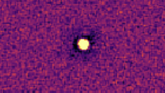 This SPHERE image shows TYC 8998-760-1b. Image credit: Bohn et al, doi: 10.1093/mnras/stz3462.