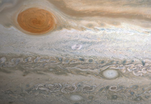 This composite image of Jupiter combines five JunoCam images taken on June 2, 2020, between 6:56 a.m. EDT (3:56 a.m. PDT) and 7:25 a.m. EDT (4:25 a.m. PDT). Image credit: NASA / JPL-Caltech / SwRI / MSSS / Kevin M. Gill / CC BY.