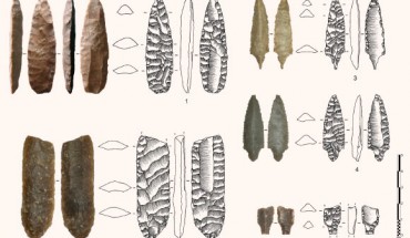 Various types of fluted points and preforms from Manayzah, Yemen: (1) double-fluted preform on a plano-convex elongated bifacial piece; (2) broken fluted preform on a bifacial elongated piece with symmetrical section; (3) base-fluted projectile point; (4 and 5) tip-fluted projectile points. Image credit: Crassard et al, doi: 10.1371/journal.pone.0236314.