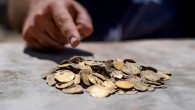 A hoard of Islamic gold coins dating from the 9th century CE, found near Yavne in Israel. Image credit: Emil Aladjem / Israel Antiquities Authority.