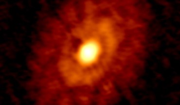 This ALMA image shows young planet-forming dust rings around IRS 63. Image credit: D. Segura-Cox, Max Planck Institute for Extraterrestrial Physics.
