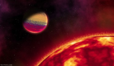 An artist’s impression of the hot-Jupiter exoplanet HAT-P-68b and its parent star HAT-P-68 (also known as GSC 1925-01046 and 2MASS 07535598+2356176), a K5-type dwarf star with a mass of 0.68 solar masses and a radius of 0.67 solar radii. Image credit: Sci-News.com.