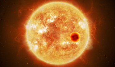 An artist’s impression of a hot-Jupiter exoplanet. Image credit: ESA / ATG Medialab / CC BY-SA 3.0 IGO.