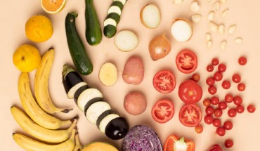 The World Health Organization recommends eating at least 400 grams of fruit and vegetables per day. Image credit: Ben Davies.