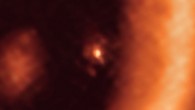 This ALMA image shows a close-up view on the circumplanetary disk surrounding PDS 70c. Image credit: ALMA / ESO / NAOJ / NRAO / Benisty et al.