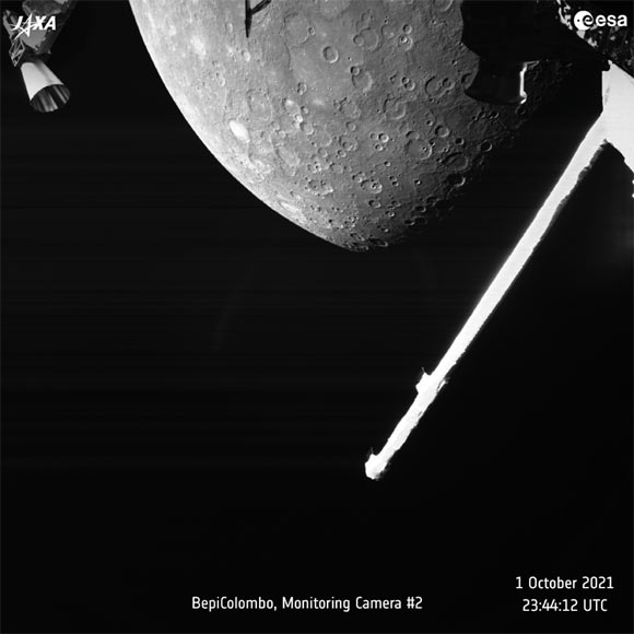 The Mercury Transfer Module’s Monitoring Camera 2 captured this image at 23:44:12 UTC, when the spacecraft was about 2,418 km from Mercury. Image credit: ESA / BepiColombo / MTM / CC BY-SA 3.0 IGO.