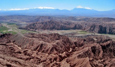 A valley in the Atacama Desert in Chile. Image credit: S. McMurtrey / CC BY-SA 4.0.