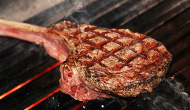 You et al. shows that meat intake is positively associated with life expectancy at national level; the underlying reasons may be that meat not only provides energy but also complete nutrients to human body; from the evolutionary point of view, meat has arguably been an indispensable component in human diet for millions of years, which is evidenced, genetically, by meat digesting enzymes and digestive tract anatomy; the complete nutritional profile of meat and human adaptation to meat eating have enabled humans to gain many physical benefits, including greater life expectancy; meat intake, or its adequate replacement, should be incorporated into nutritional science to improve human life expectancy. Image credit: Reinhard Thrainer.