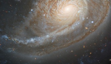 The overdeveloped spiral arm of the galaxy NGC 772 dominates this image from the Gemini North telescope. Image credit: Gemini Observatory / NOIRLab / NSF / AURA / T.A. Rector, University of Alaska Anchorage / J. Miller, Gemini Observatory & NSF’s NOIRLab / M. Zamani / D. de Martin.
