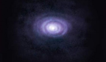 This composite image shows V Hydrae, a carbon-rich AGB star some 1,300 light-years away in the constellation of Hydra. Image credit: ALMA / ESO / NAOJ / NRAO / S. Dagnello, NRAO, AUI & NSF.