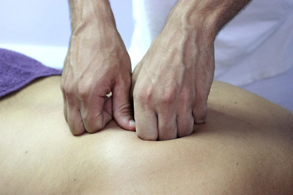 Bagagiolo et al. performed a comprehensive literature search for evidence on the efficacy and safety of osteopathic manipulative treatment for any condition. Image credit: Jarmon_88.