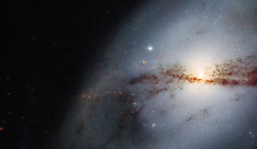 This Hubble image shows NGC 3718, a spiral galaxy some 52 million light-years away in the constellation of Ursa Major. Image credit: NASA / ESA / L. Ho, Peking University / Gladys Kober, NASA’s Goddard Space Flight Center / Catholic University of America.
