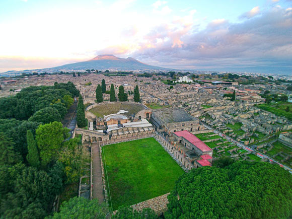 Theaters of Pompeii seen from the above with a drone, with the Vesuvius in the background. Image credit: ElfQrin / CC BY-SA 4.0.