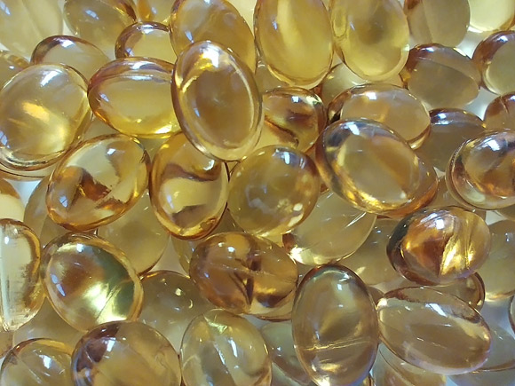 Low levels of vitamin D were associated with lower brain volumes and an increased risk of dementia and stroke. Image credit: Sci-News.com.
