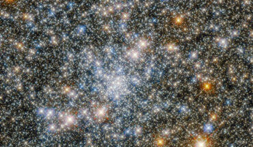This Hubble image shows NGC 6540, a bulge globular cluster some 17,000 light-years away in the constellation of Sagittarius. Image credit: NASA / ESA / Hubble / R. Cohen.