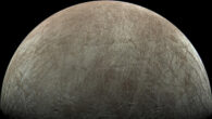 This view of Europa was captured by JunoCam during Juno’s close flyby on September 29, 2022. Citizen scientist Björn Jónsson processed the view to create this image. Image credit: NASA / JPL-Caltech / SwRI / MSSS / Björn Jónsson / CC BY-NC-SA 2.0.